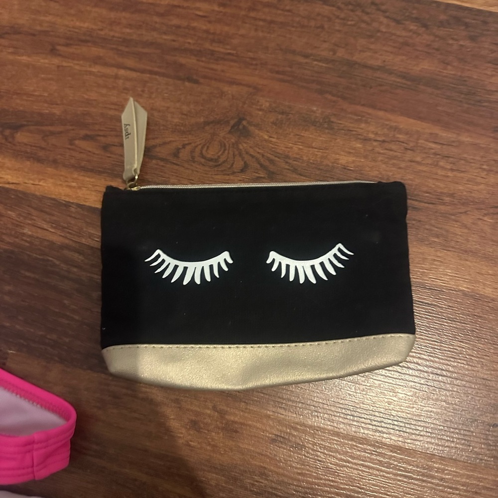 small ipsy makeup bag